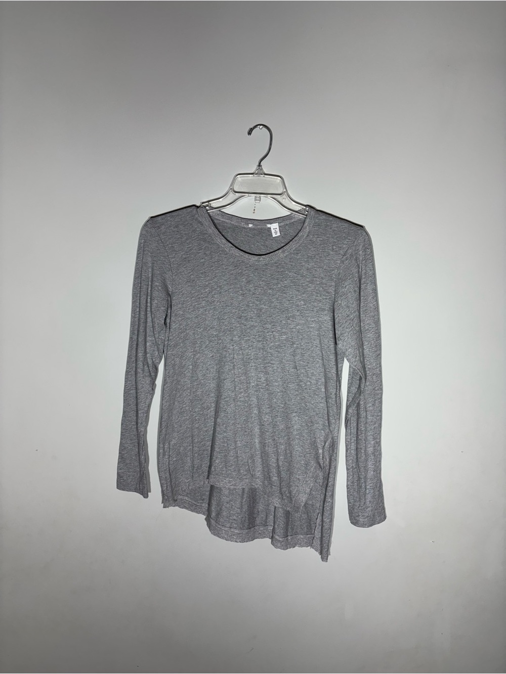 WILT Long Sleeve Asymmetric Slouchy Tee in Heather Gray Women’s Sz XS Minimalist